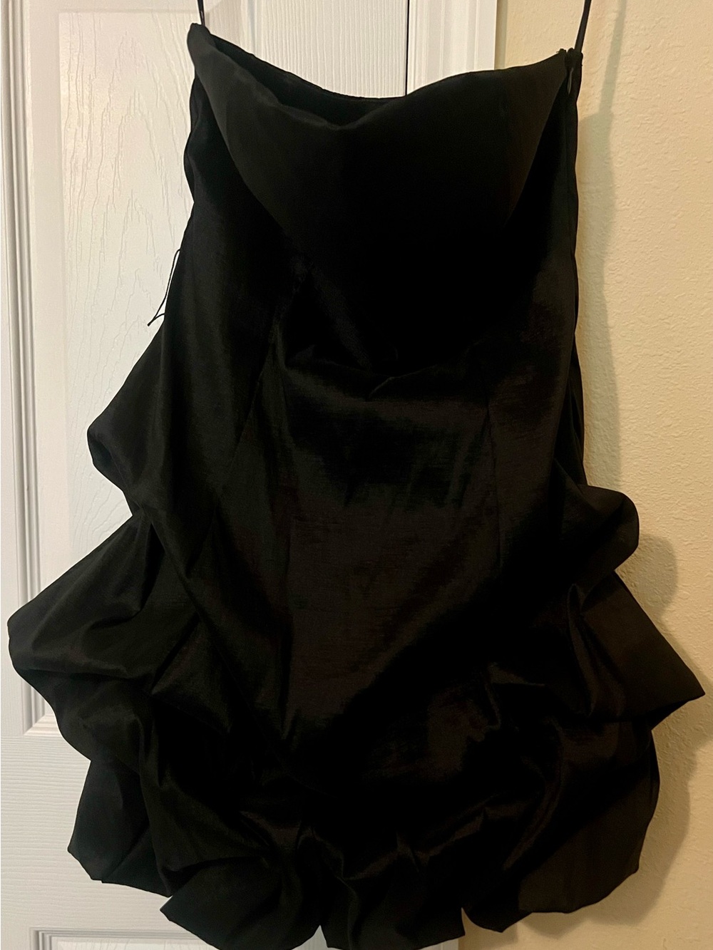 Elegant Black Strapless Bubble Hem Dress